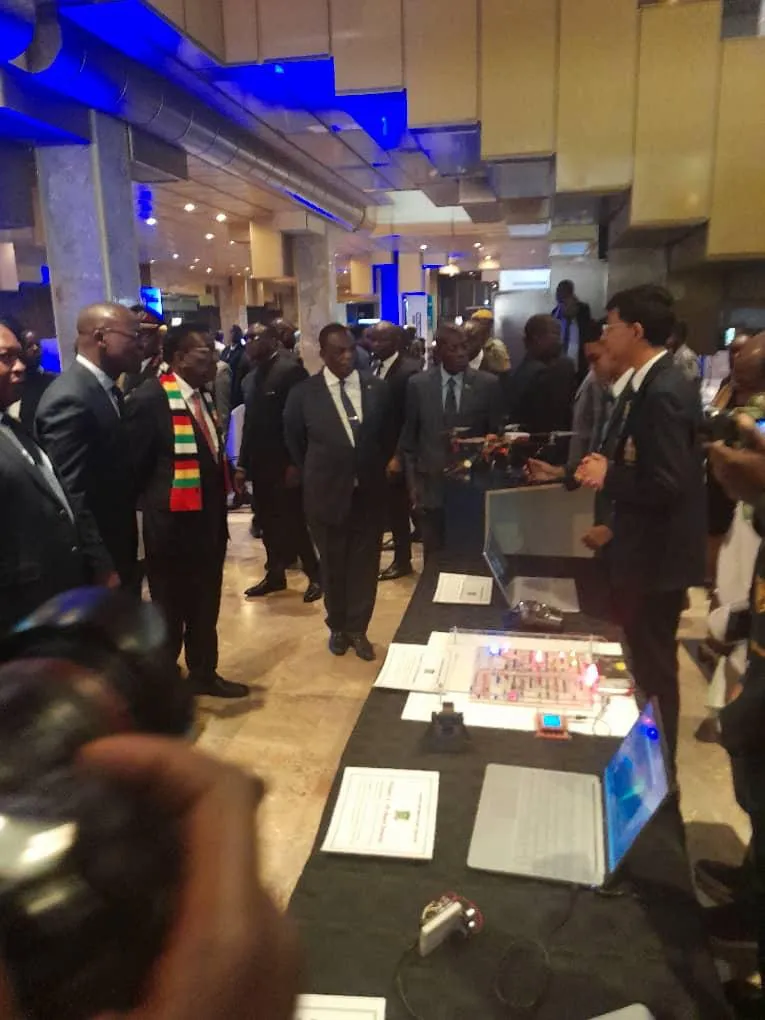 Presentation to the President of Zimbabwe